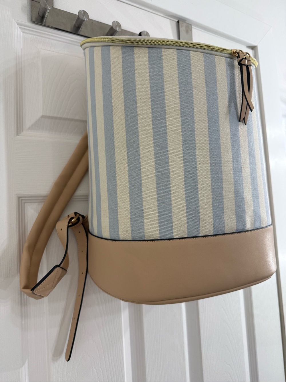 Poppy & Peonies Chill Out Leakproof Cooler Backpack Amalfi Stripe - Picture 5 of 12